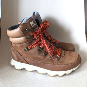 SOREL Kinetic Conquest Winter trail hiking Boots short style